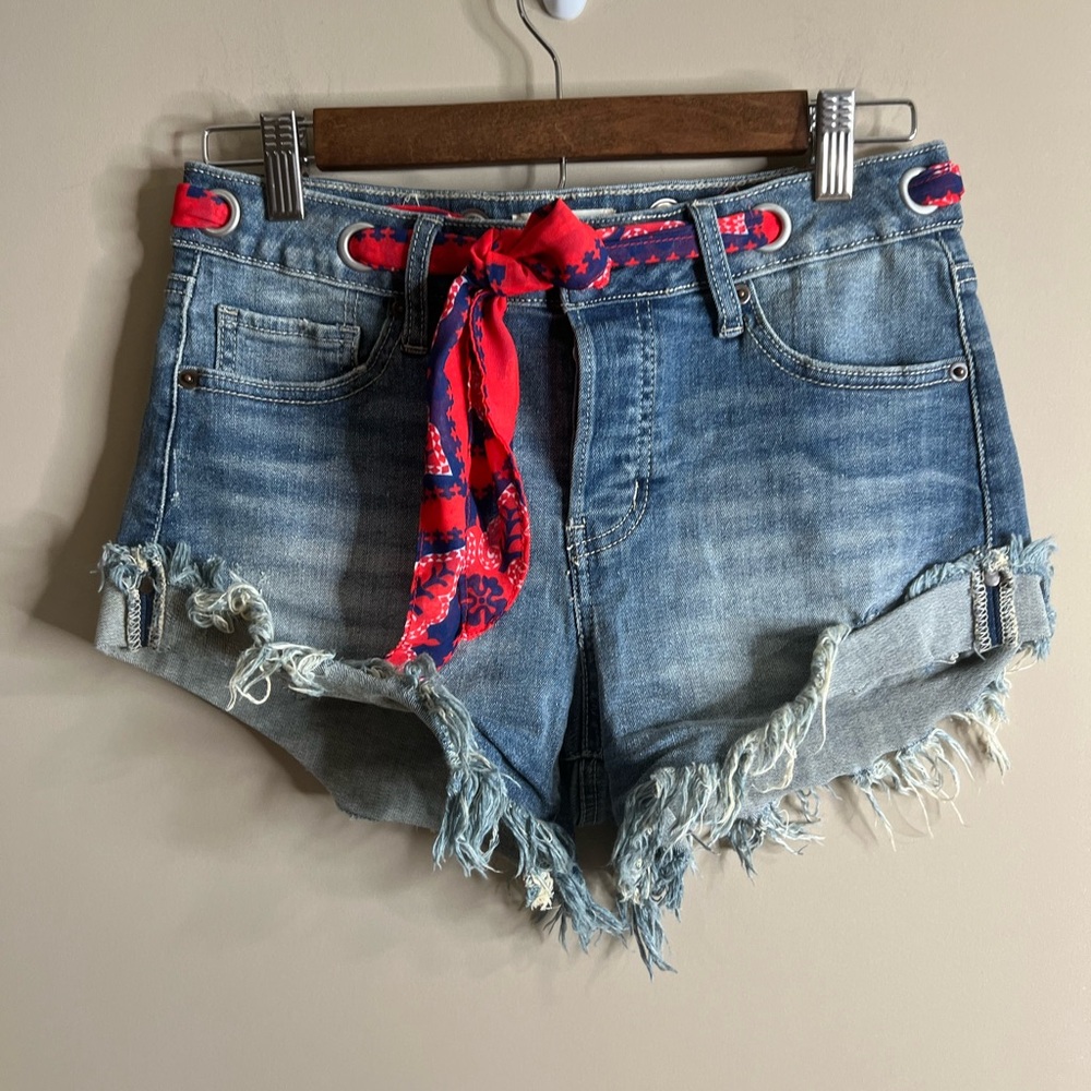 Alter’d state denim jean shorts size 26